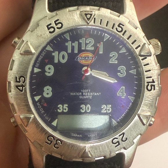 Dickies Black and Silver Sports Watch with Dual Display - Picture 1 of 2